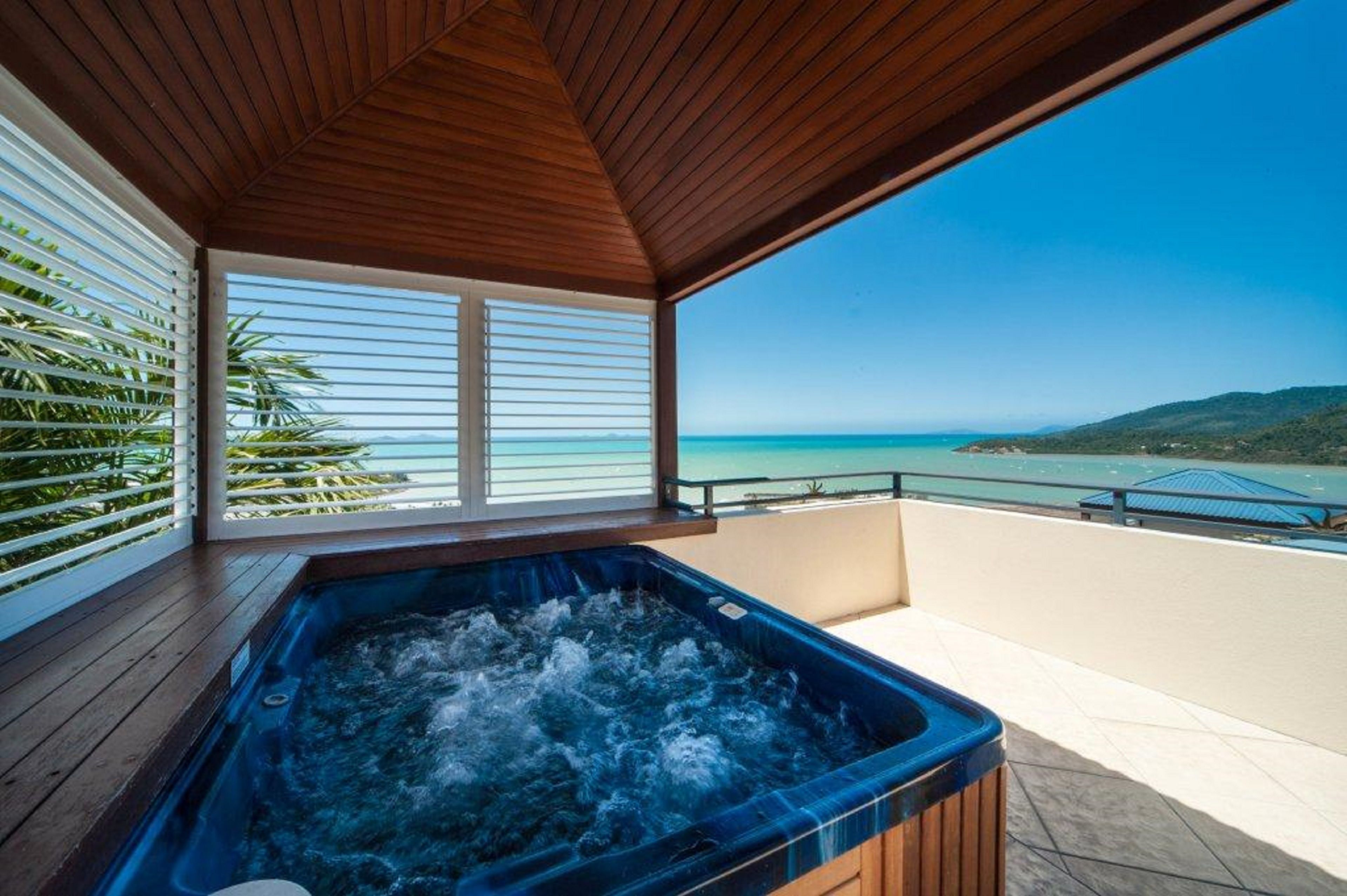 Pinnacles — image 28