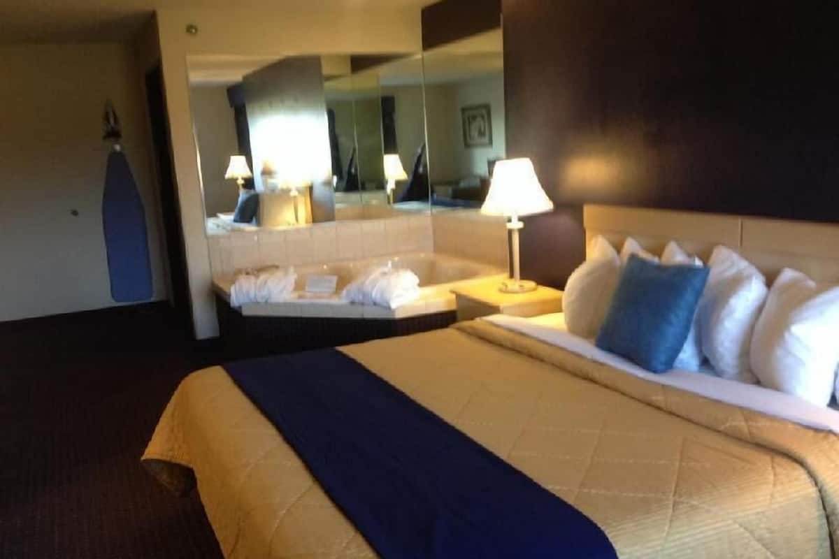 Pillow-top beds, in-room safe, desk, blackout curtains