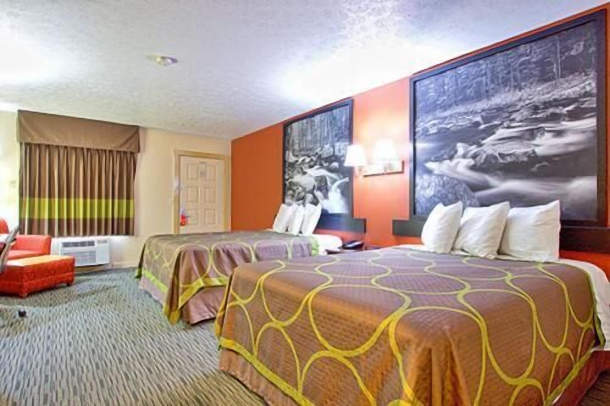 Free cribs/infant beds, rollaway beds, free WiFi, bed sheets