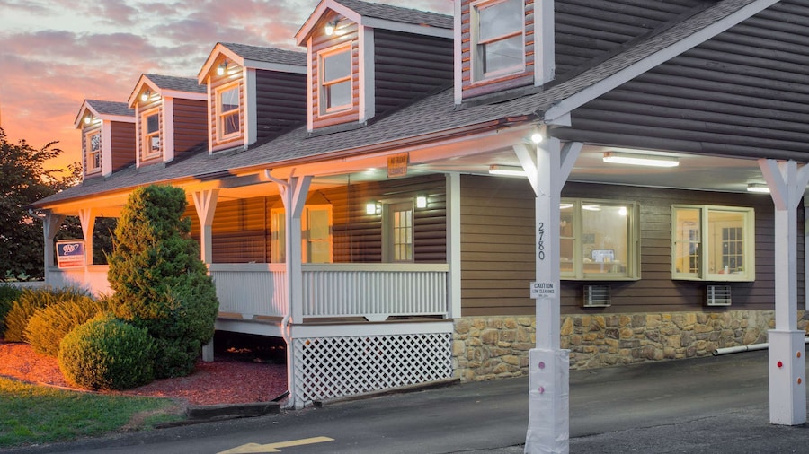 Super 8 by Wyndham Christiansburg