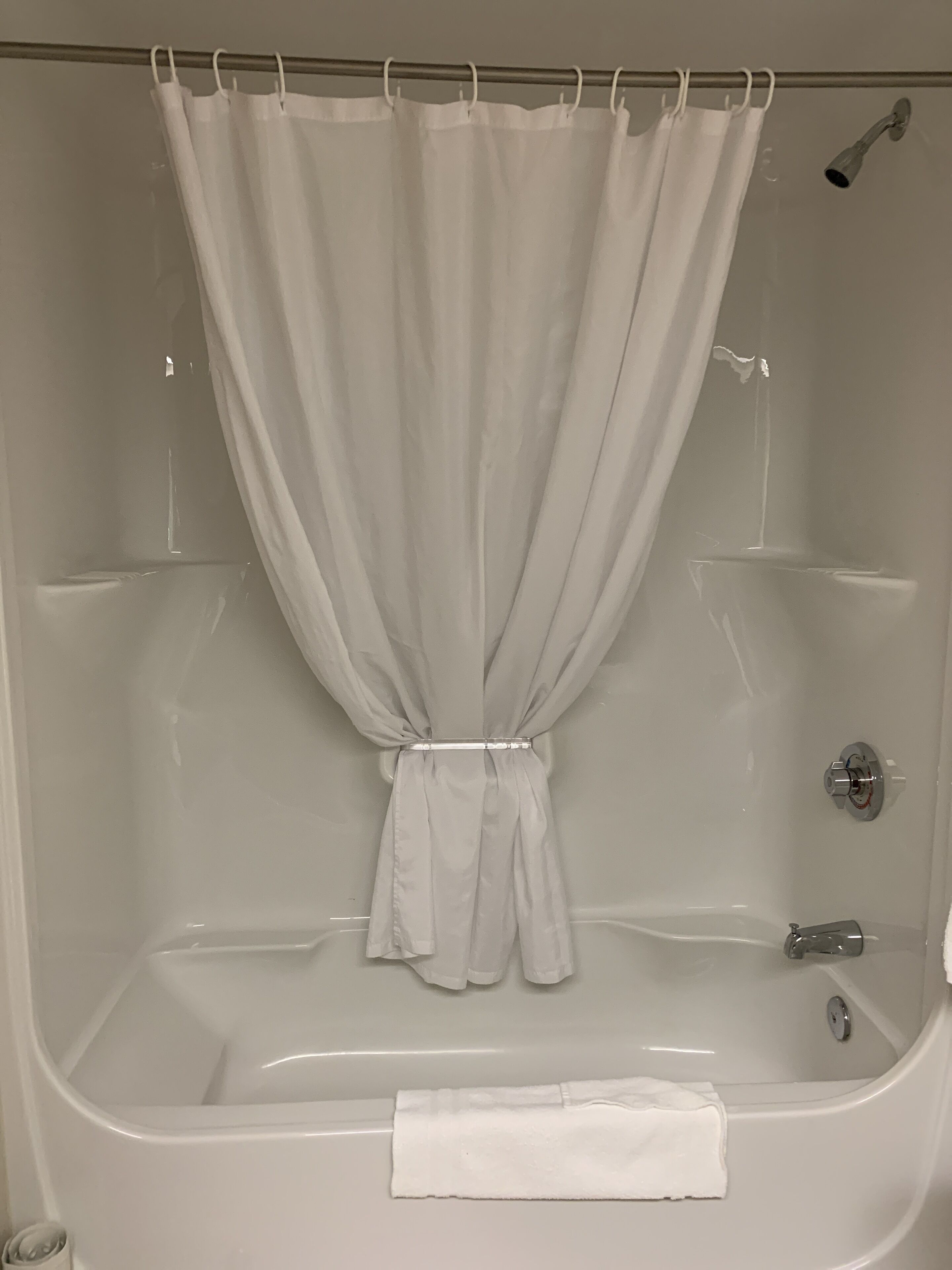 standard room, 2 queen beds | bathroom | combined shower/bathtub, free toiletries, hair dryer, towels