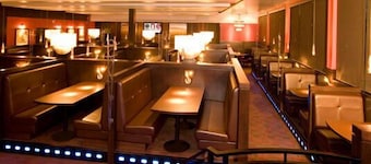 Woodlands Inn & Suites
