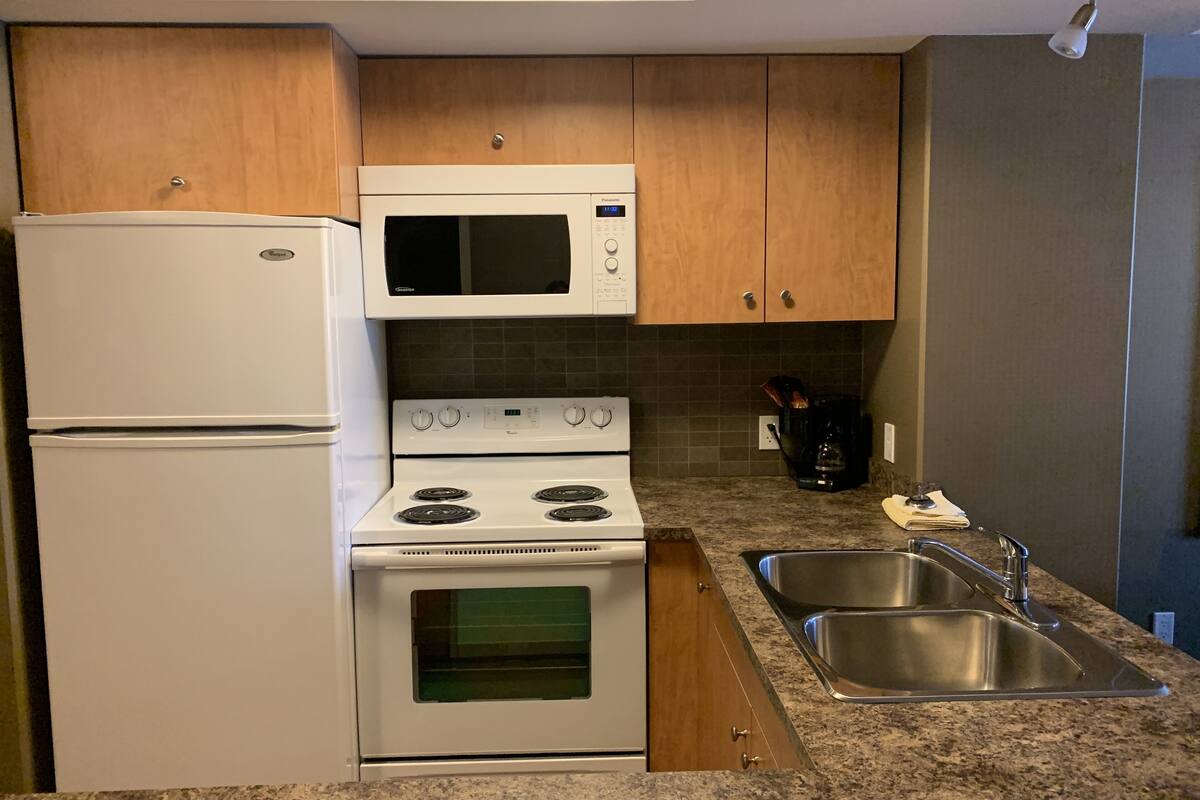 executive apartment | private kitchen | coffee/tea maker