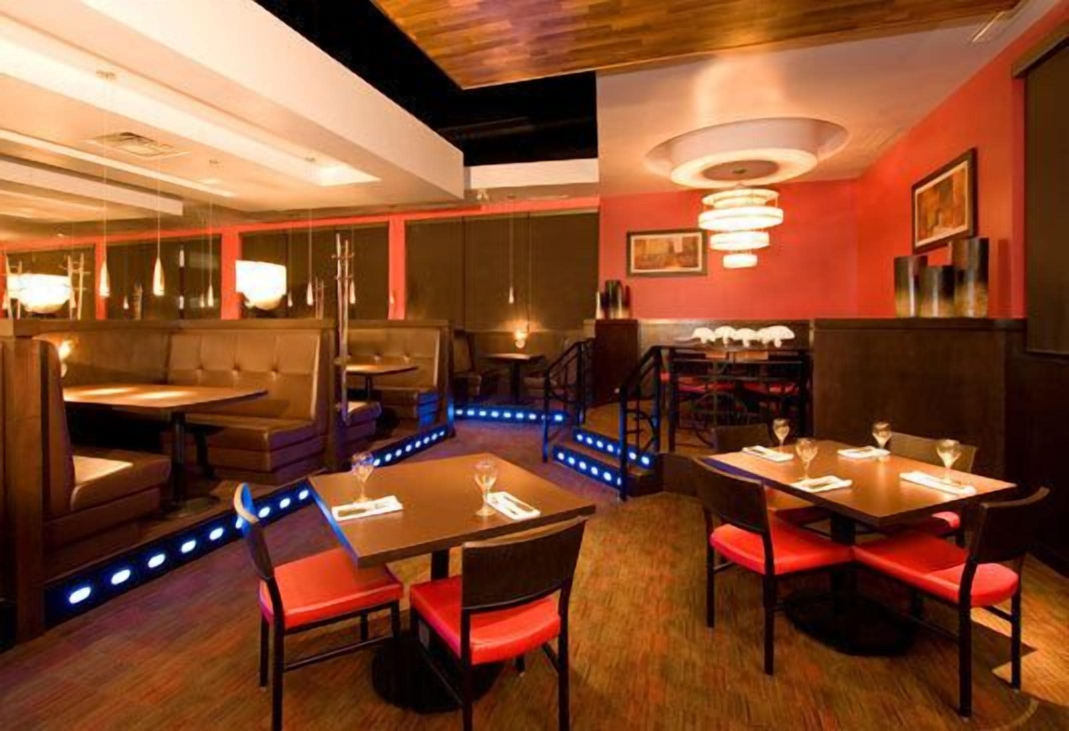 Termasuk sarapan penuh setiap hari 