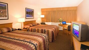 Senge med topmadrasser, mørklægningsgardiner, lydisolering, gratis Wi-Fi