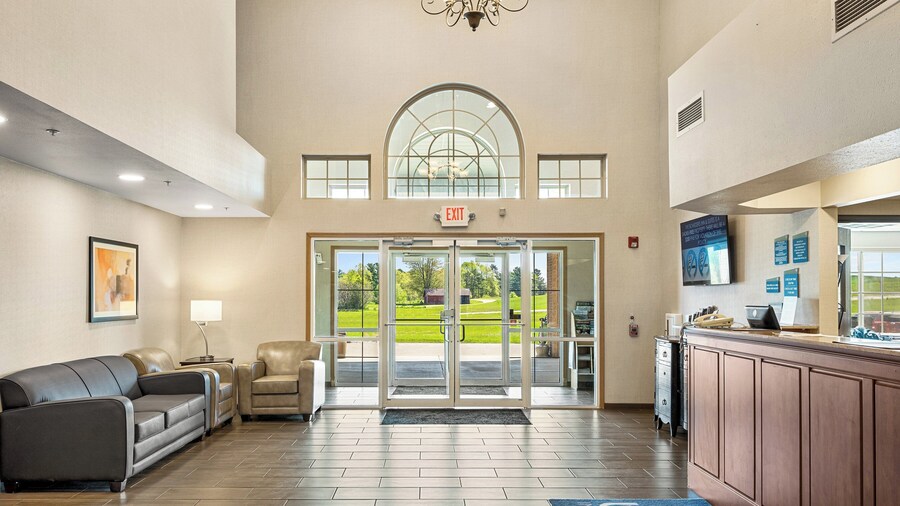 Boarders Inn & Suites by Cobblestone Hotels - Shawano