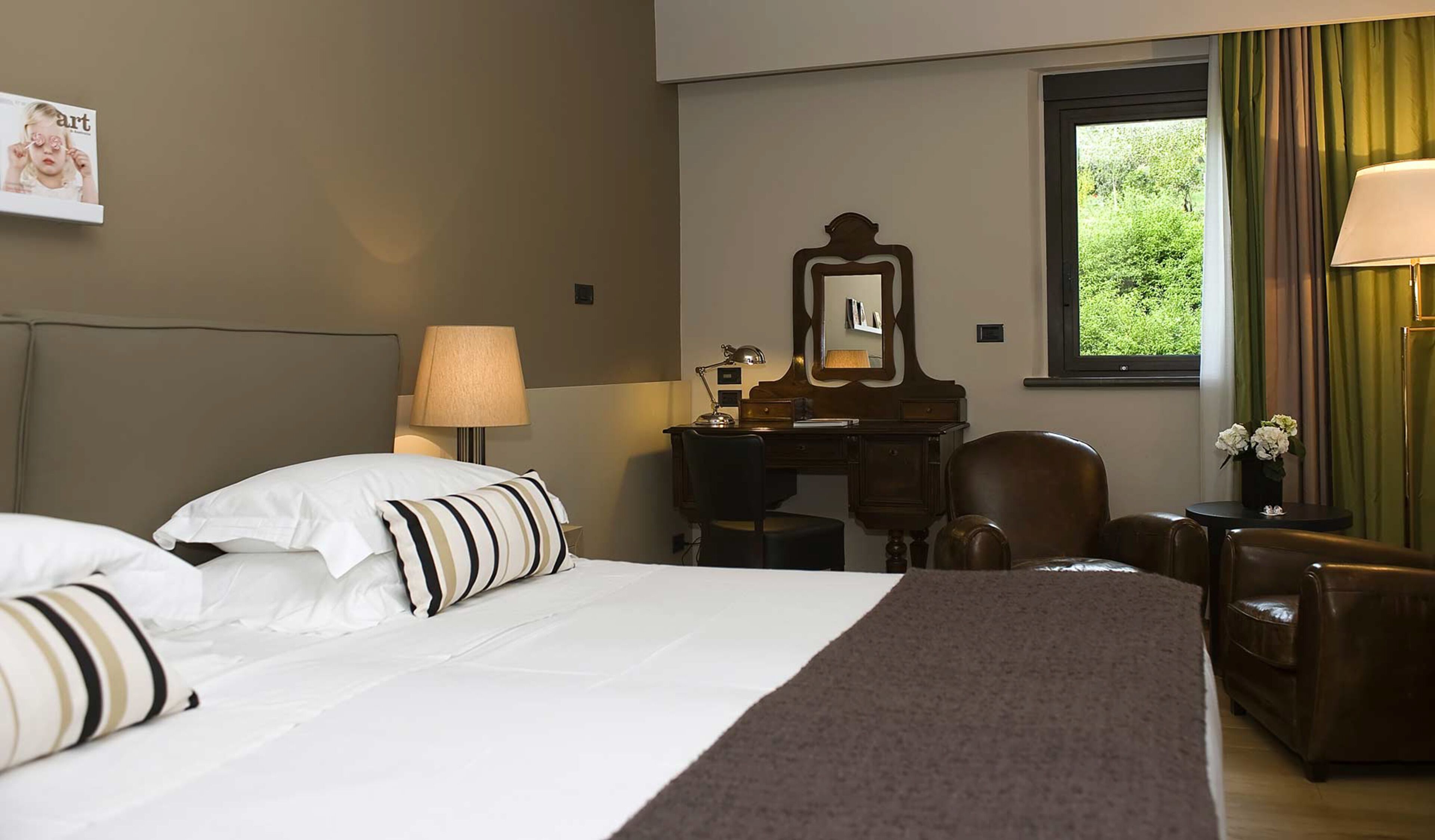 Minibar, in-room safe, desk, blackout curtains