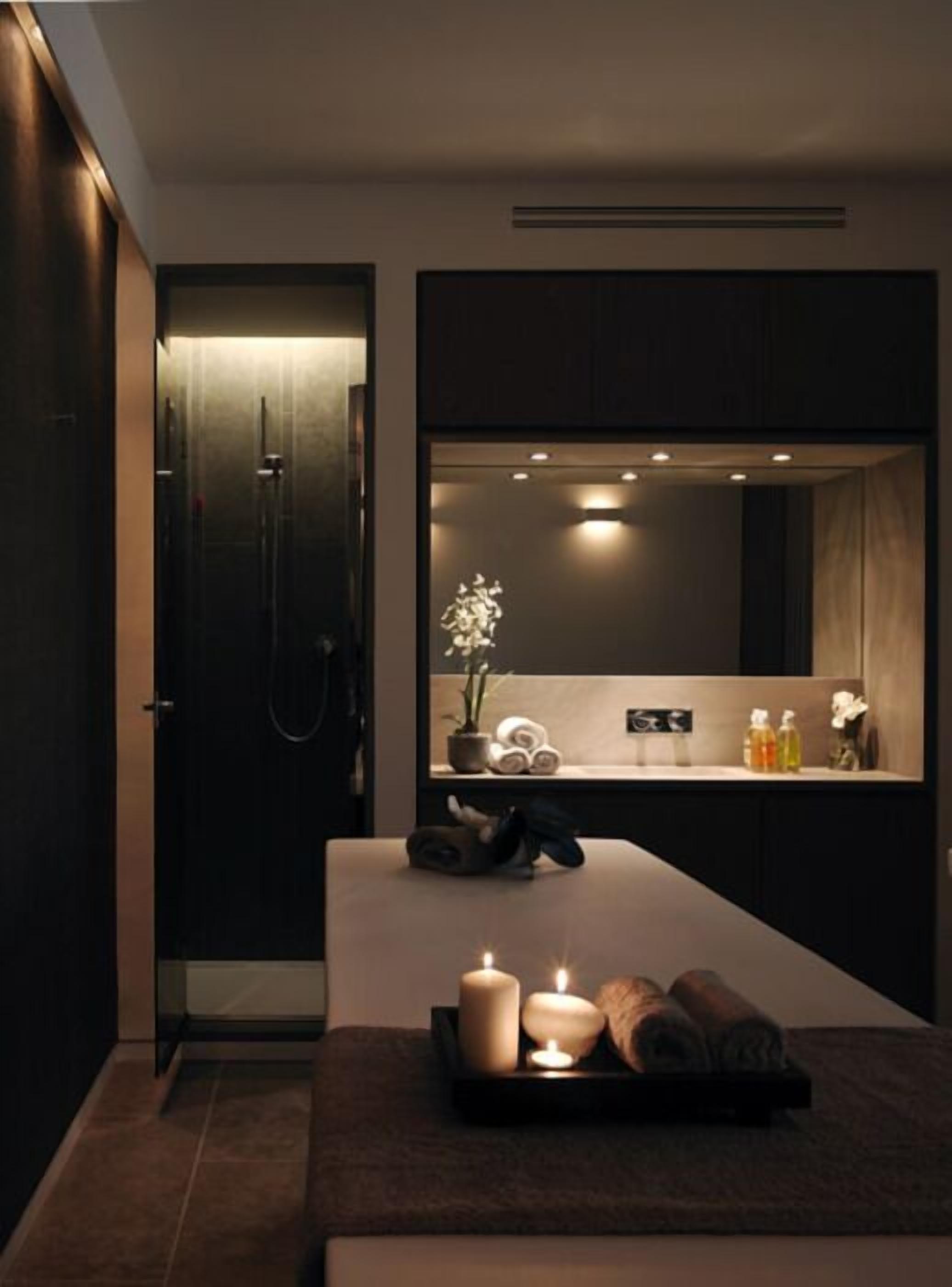 couples treatment room(s), sauna, hot tub, turkish bath/hammam