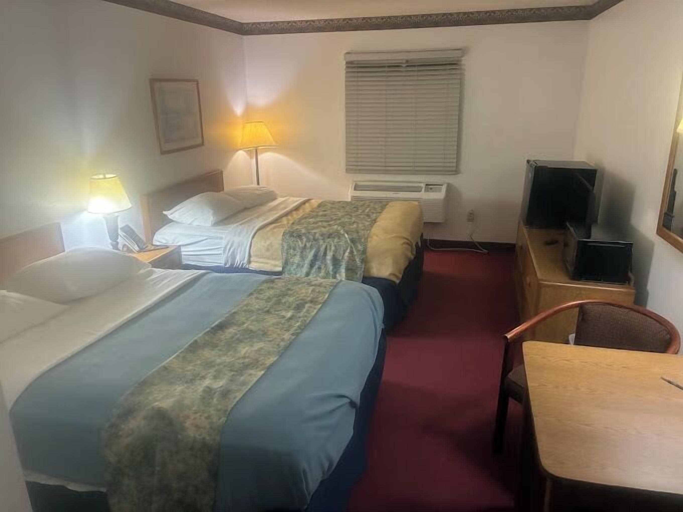 Room, 2 Queen Beds, Non Smoking