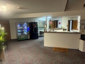 Reception - Americas Best Value Inn & Suites Clear Lake (Clear Lake)