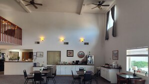Unclassified image, 5 of 54, button - Americas Best Value Inn & Suites Clear Lake (Clear Lake)