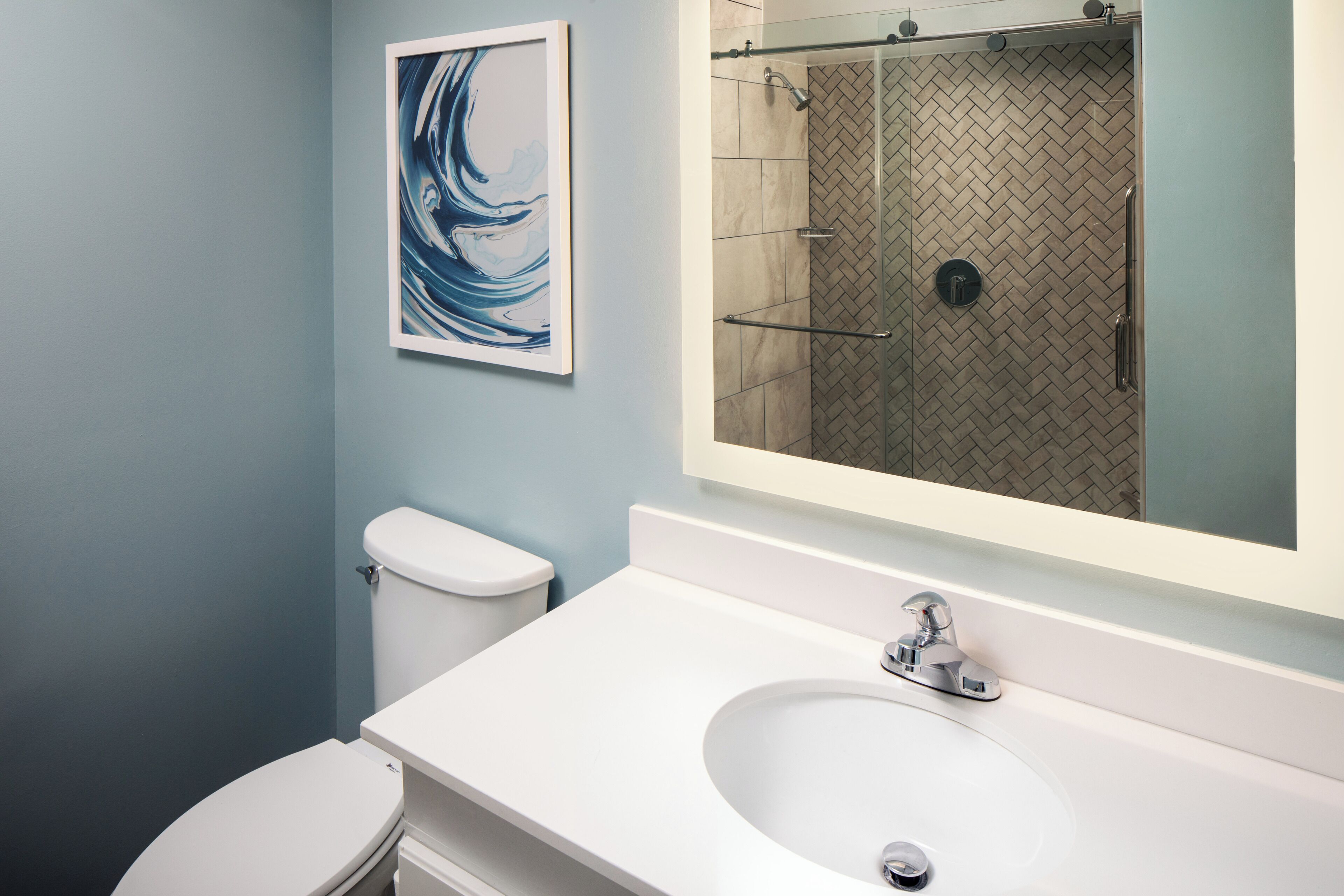 apartment, beach view | bathroom | shower, designer toiletries, hair dryer, towels