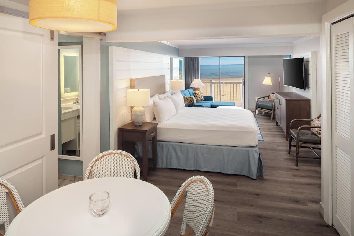 bayview suite | living area | 55-inch flat-screen tv with cable channels, tv