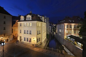 Exterior - Hotel Čertovka (Prague)