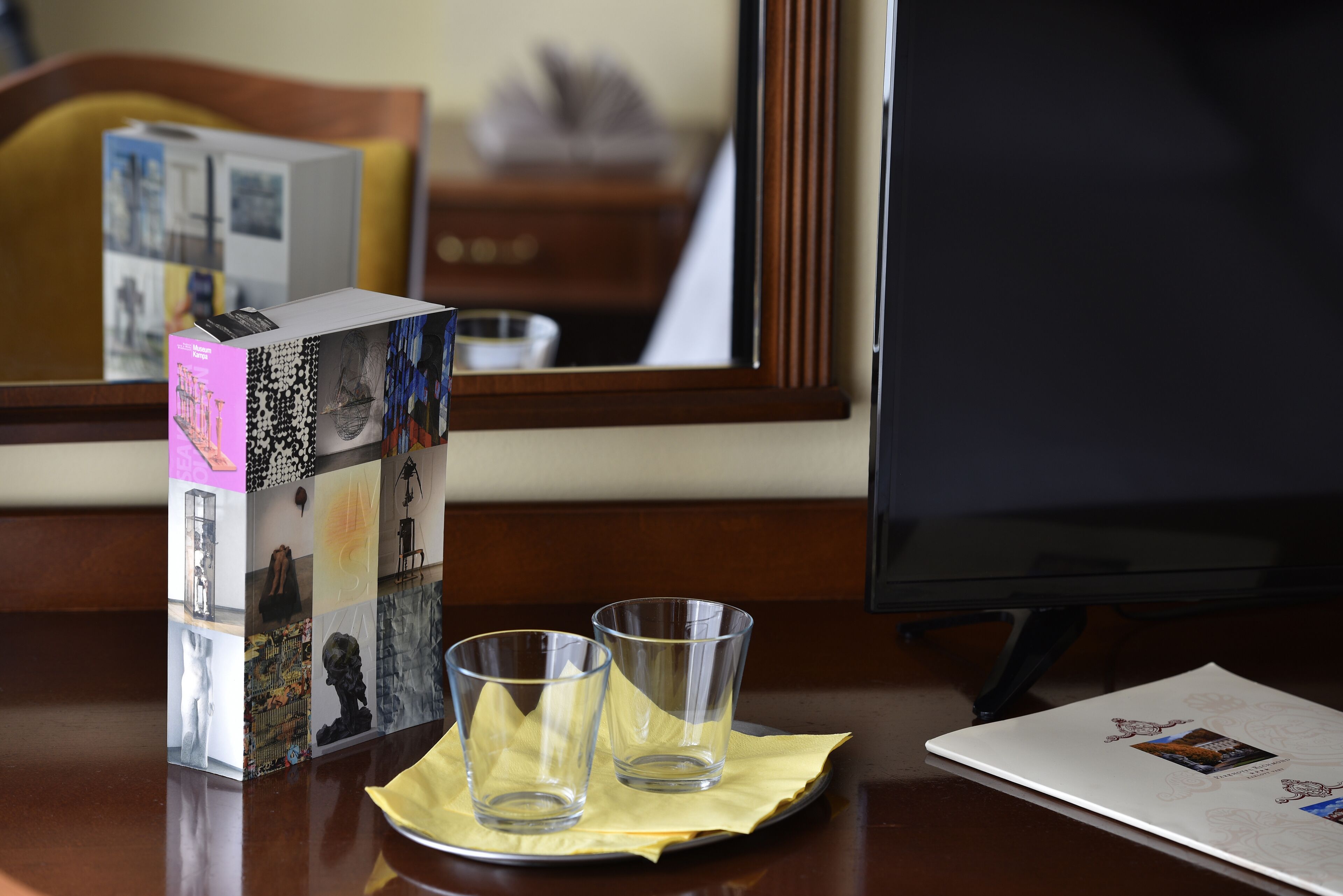 1 bedroom, in-room safe, desk, iron/ironing board