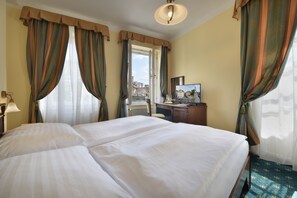 Standard Double or Twin Room | In-room safe, desk, iron/ironing board, free cribs/infant beds