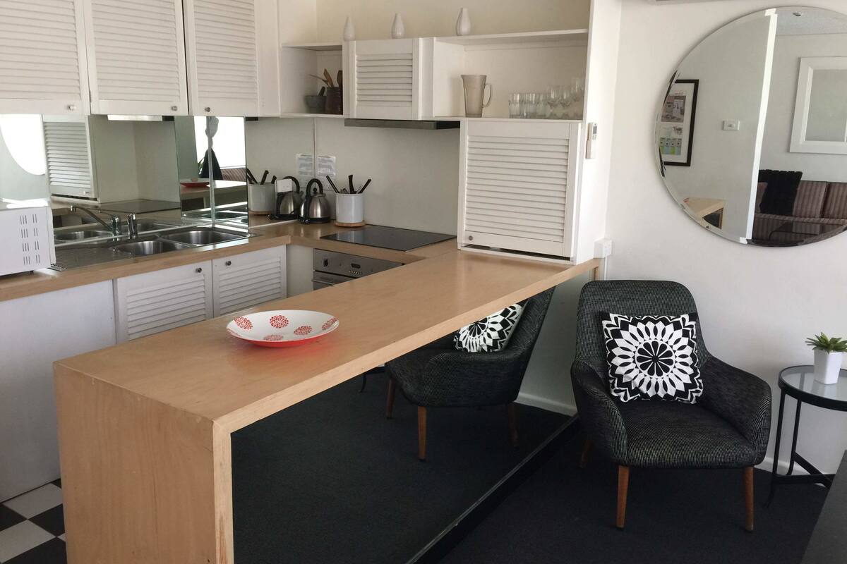 One Bedroom Apartment | Private kitchenette | Coffee/tea maker, fridge