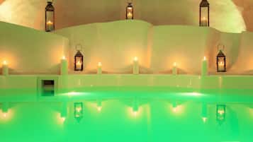 Couples treatment room(s), sauna, hot tub, steam room, body treatments