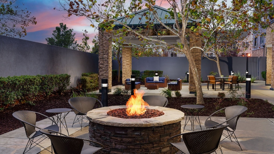 Courtyard by Marriott Sacramento Folsom