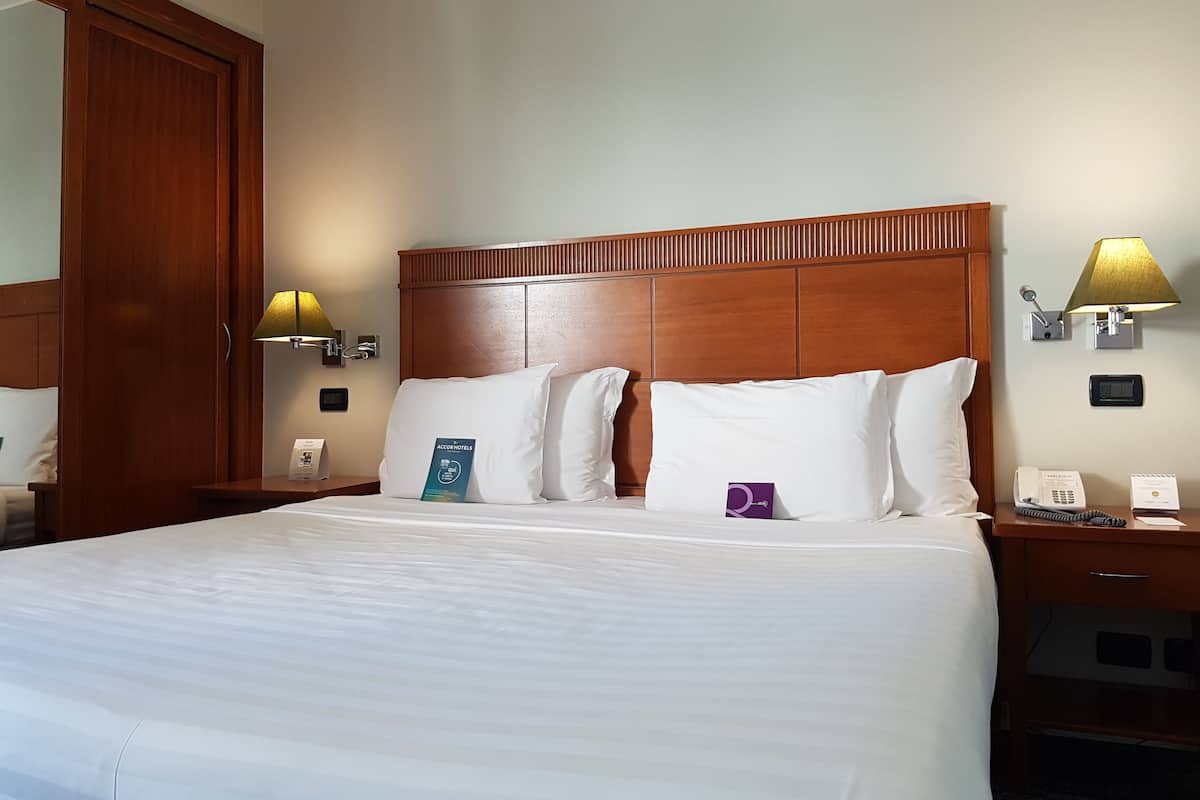 Premium bedding, minibar, in-room safe, desk