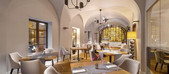 Mamaison Le Regina Boutique Hotel