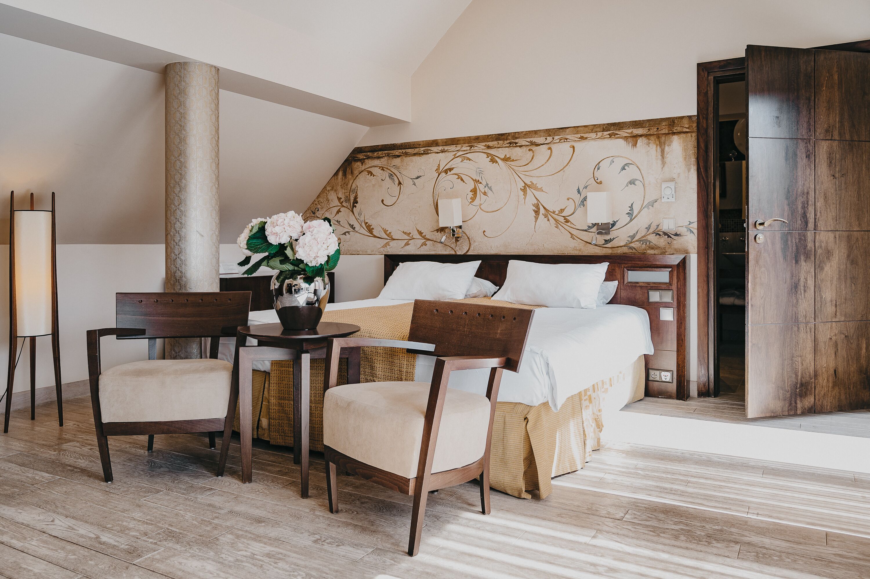 Literie hypoallergénique, minibar, coffre-fort, bureau