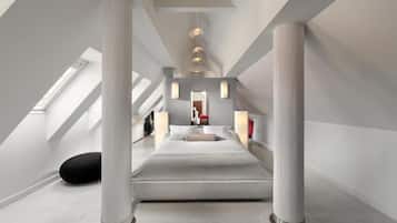 Suite Studio, 1 trÚs grand lit et 1 canapé-lit | Literie hypoallergénique, minibar, coffres-forts dans les chambres