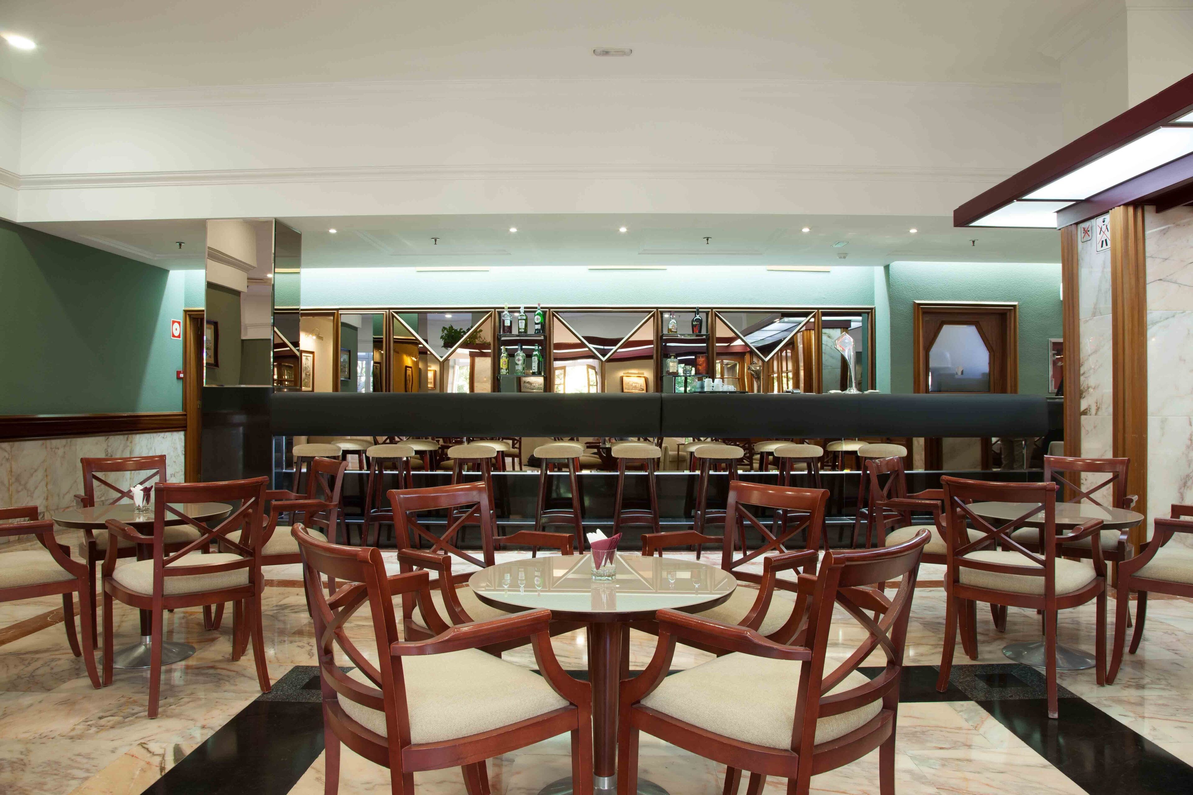 breakfast and dinner served