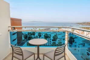Superior tweepersoonskamer, balkon, uitzicht op zee (2 adults My Favorite Club) | Uitzicht op strand/zee