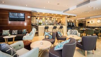 Bar (en el alojamiento)