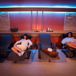 Sauna, bain à remous, hammam, soins corporels, massages sportifs