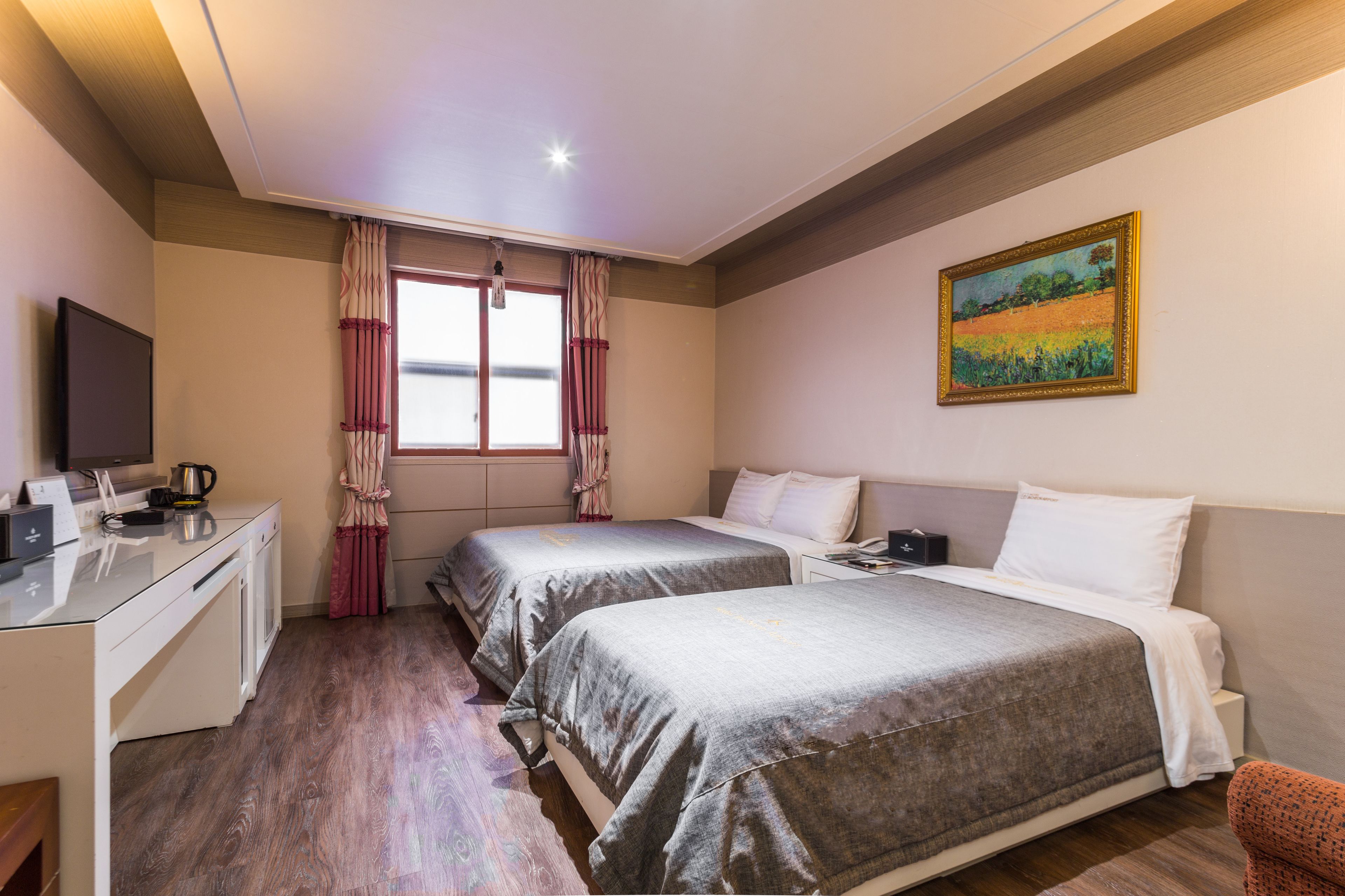 family twin room, 2 double beds | 1 bedroom, minibar, in-room safe, desk