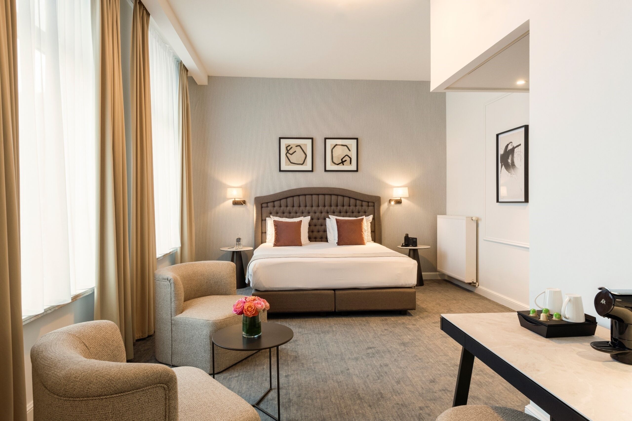 In-room safe, free WiFi, wheelchair access