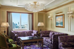 Suite, 1 Bedroom, Non Smoking | Living room | TV, fireplace