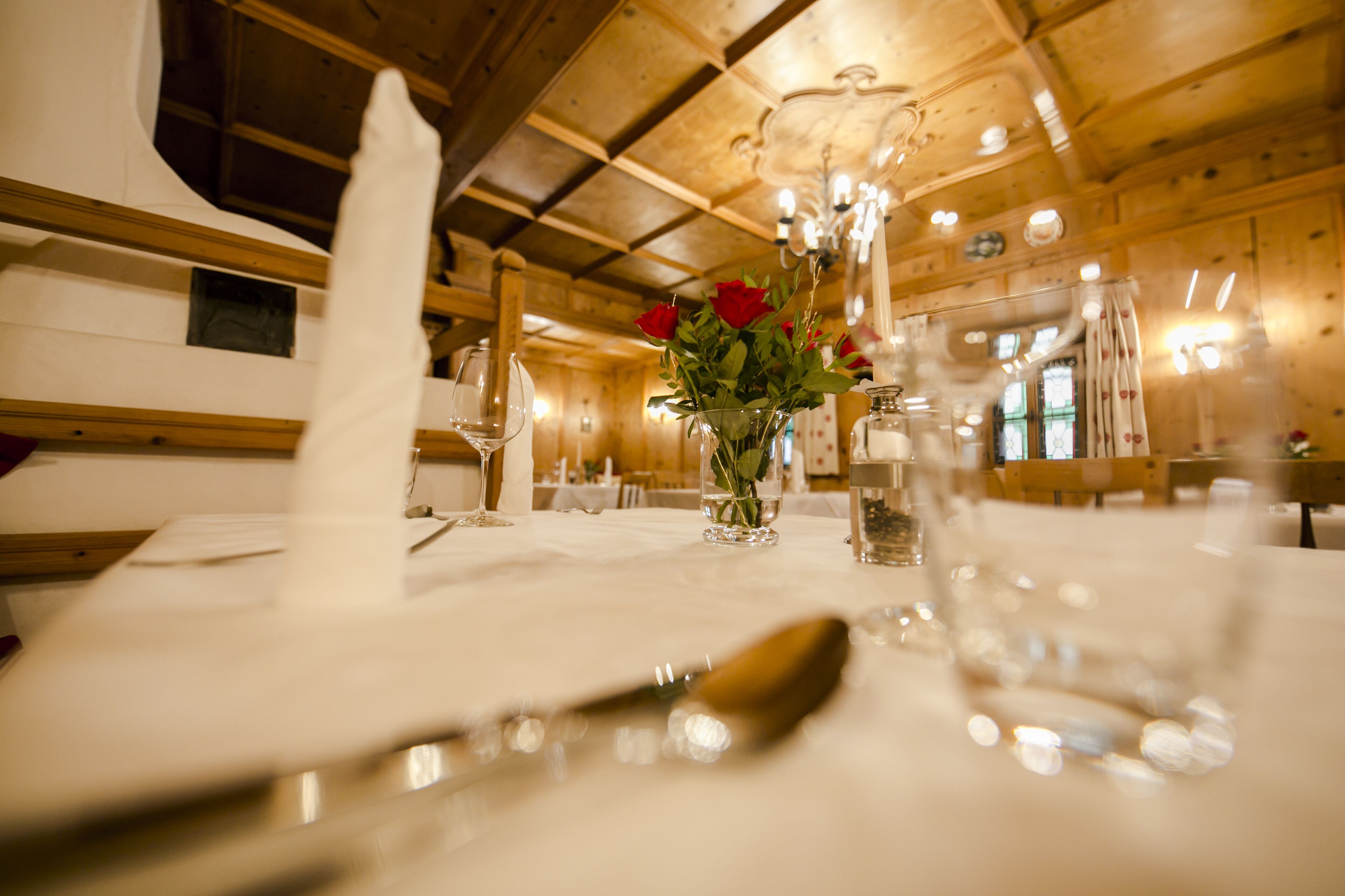 lunch and dinner served, local and international cuisine