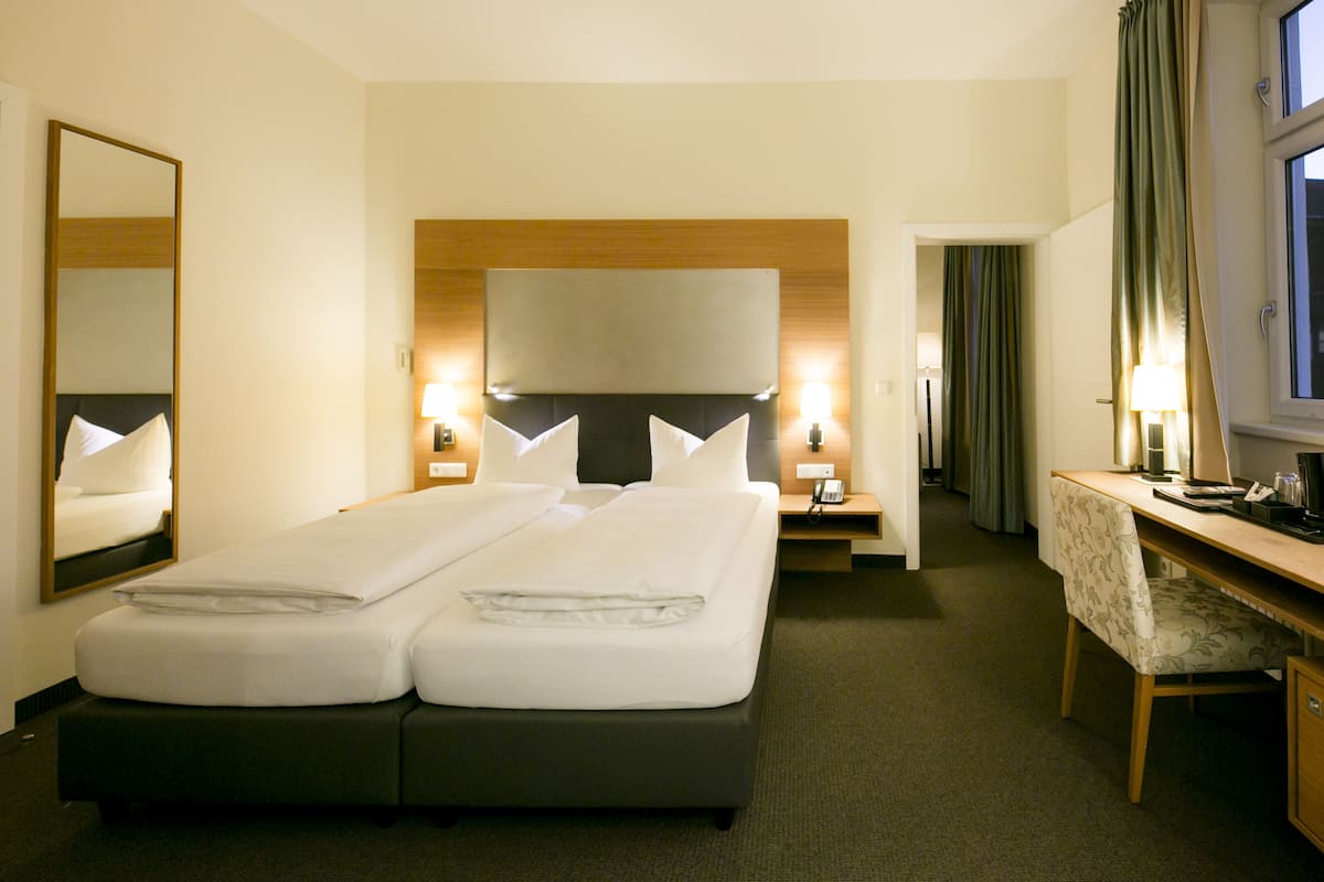 Junior Suite, Multiple Beds | Hypo-allergenic bedding, in-room safe, desk, soundproofing