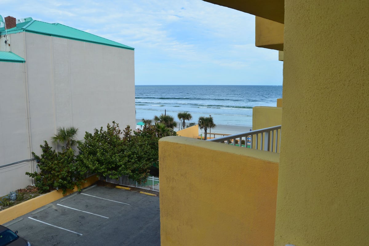 Iron/ironing board, rollaway beds (surcharge), WiFi (free)