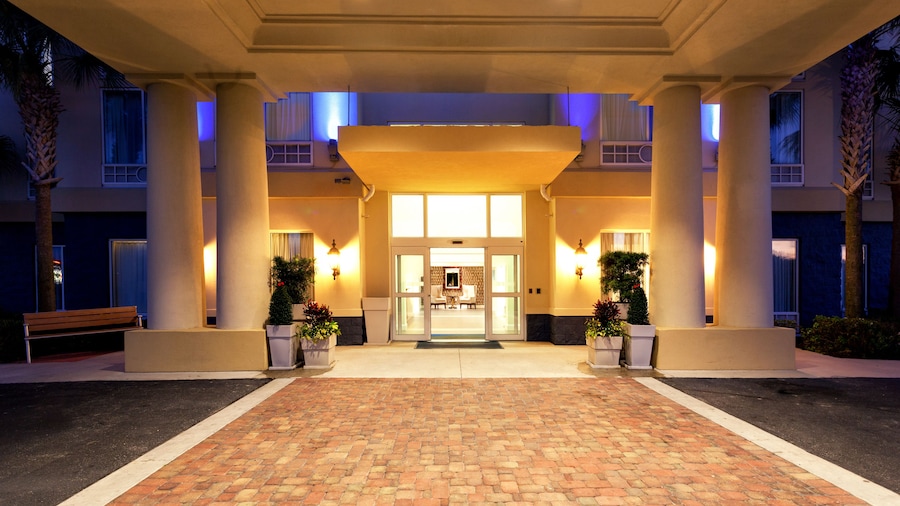Holiday Inn Express Hotel and Suites Arcadia by IHG