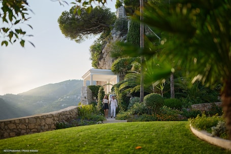 Terrace/patio. Hôtel Cap-Estel