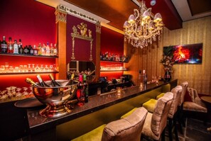 Bar (en el alojamiento)