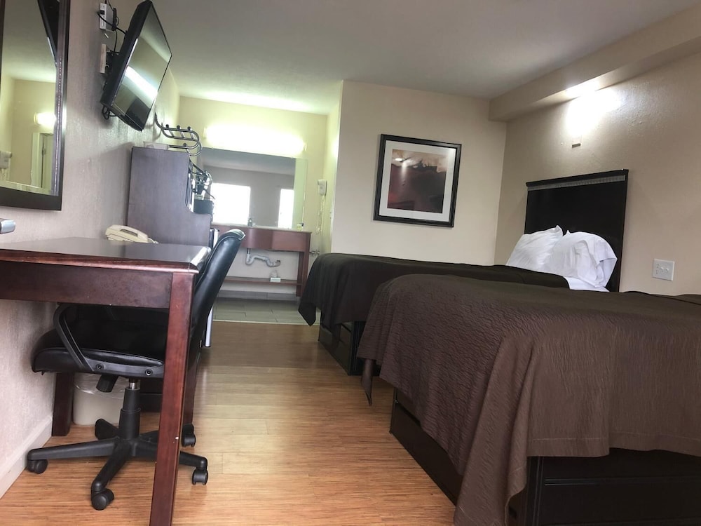 Crossroads Inn by null