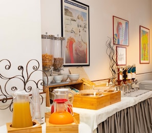 Daily buffet breakfast for a fee - Hotel Solarium (Civitanova Marche)