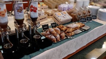 Petit déjeuner continental compris tous les jours