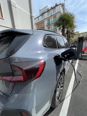 Electric vehicle charging station - Hotel Marco Polo (Jesolo)