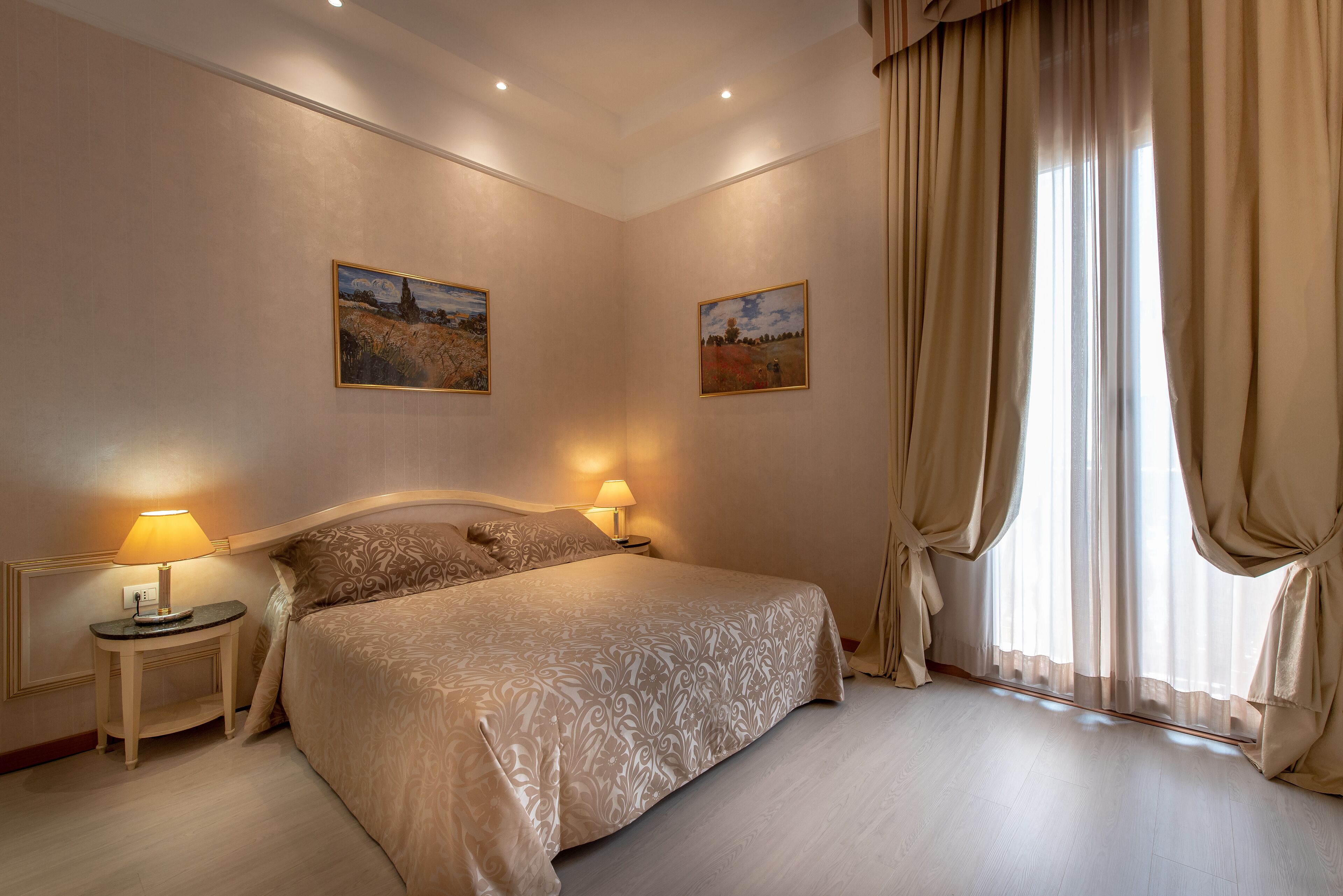 1 bedroom, minibar, in-room safe, desk