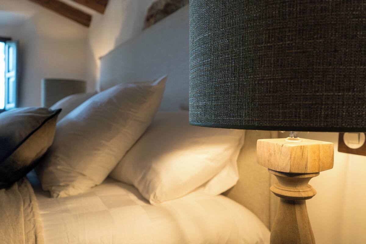 Premium bedding, minibar, in-room safe, free WiFi