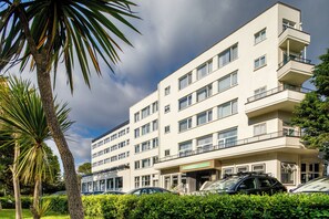 Exterior - Queens Hotel & Spa Bournemouth (Bournemouth)