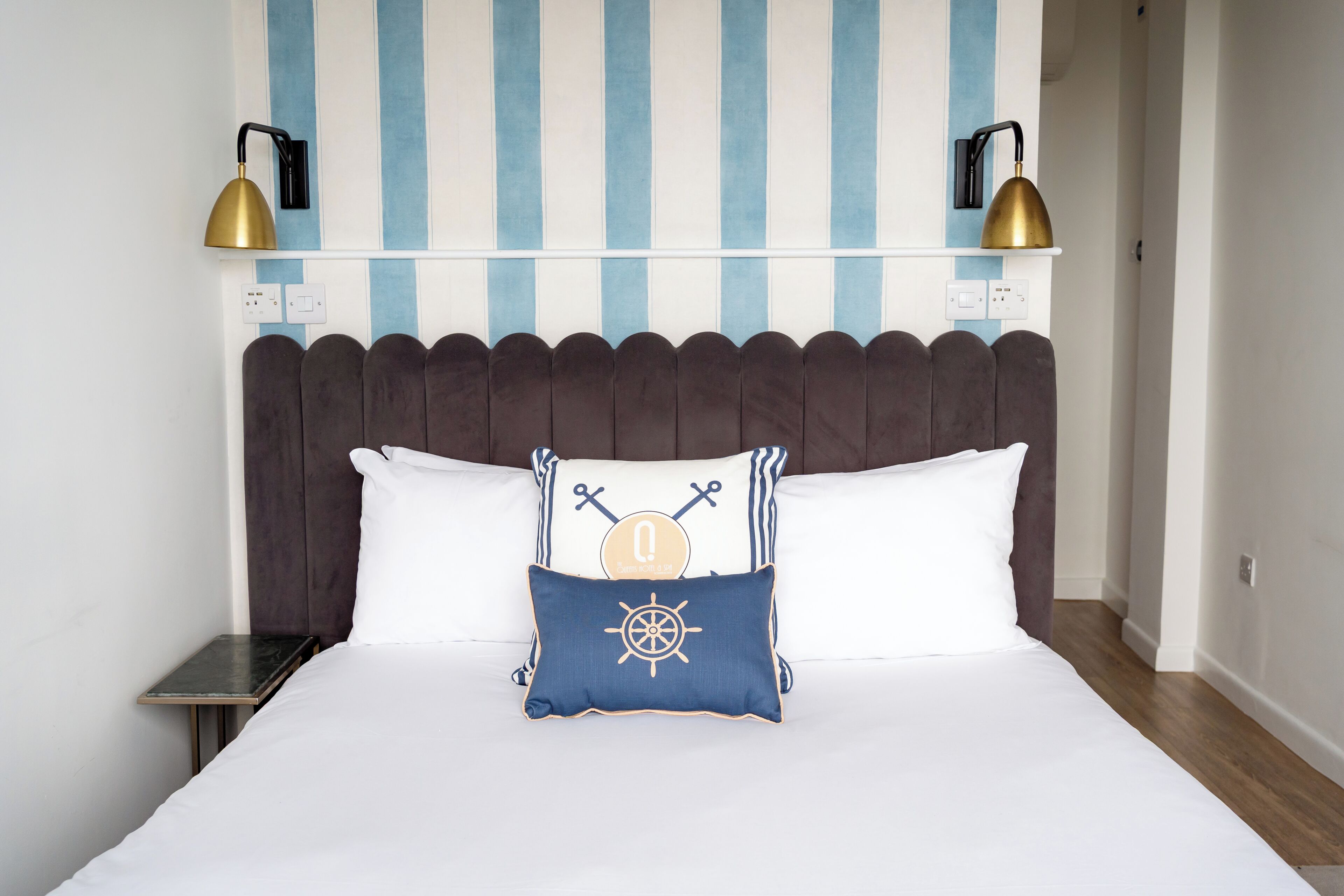 Basic Double Room | Hypo-allergenic bedding, in-room safe, desk, laptop workspace