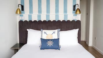 Basic Double Room | Hypo-allergenic bedding, in-room safe, desk, laptop workspace