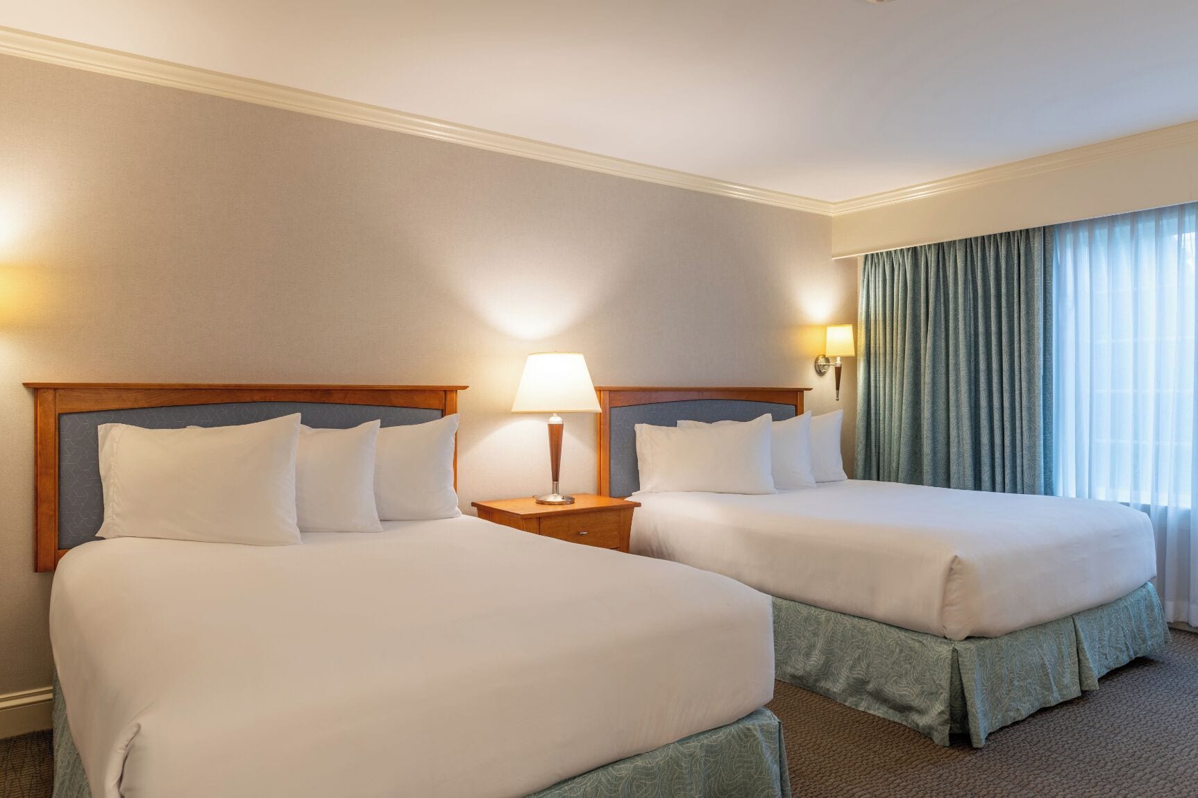 ห้องพรีเมียมดับเบิล, เตียงควีนไซส์ 2 เตียง (Premium Room 2 Queen Beds, Accessible) | โต๊ะทำงาน, ผ้าม่านกันแสง, ห้องเก็บเสียง, เตารีด/โต๊ะรีดผ้า